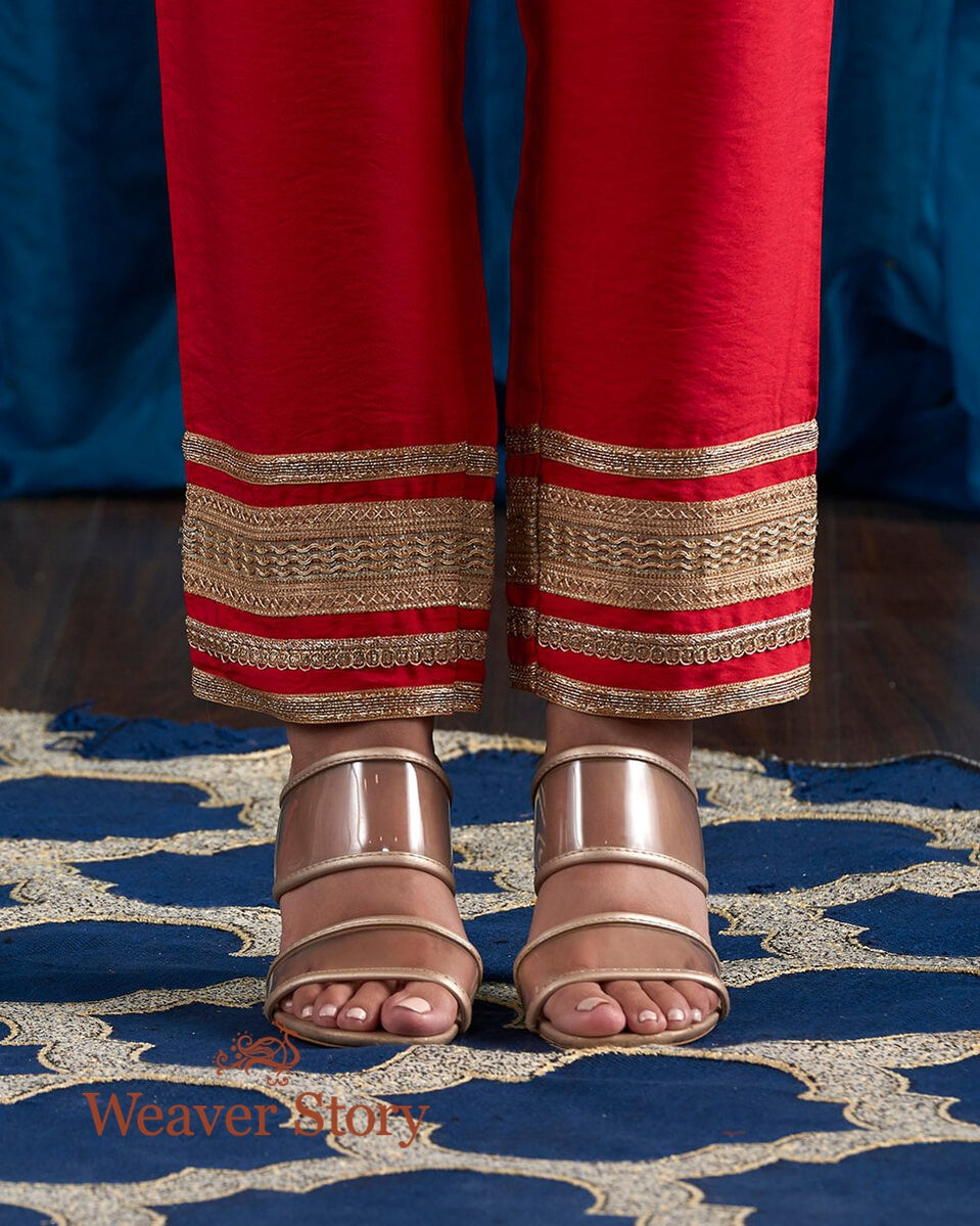 Red_Tagai_Tunic_with_Gotta_Farshi_Pants_WeaverStory_04