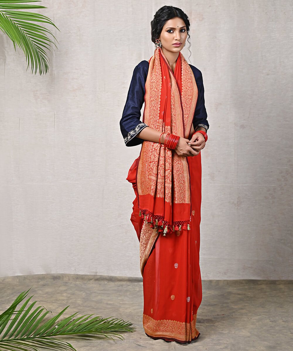 Handloom_Red_Banarasi_Georgette_Saree_with_Maroon_Selvedge_and_Kadhwa_Booti_WeaverStory_02