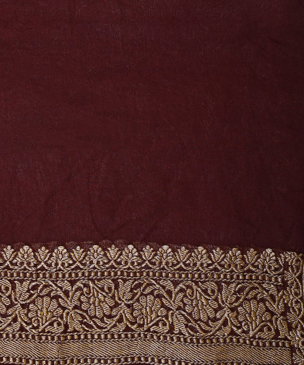 Handloom_Red_Banarasi_Georgette_Saree_with_Maroon_Selvedge_and_Kadhwa_Booti_WeaverStory_05