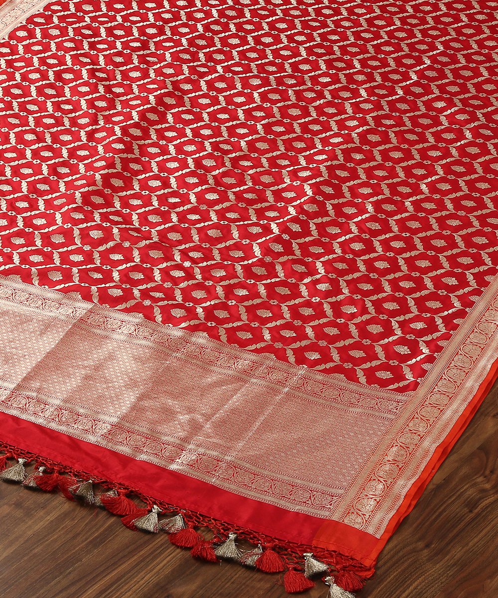 Red_Handloom_Cutwork_Banarasi_Dupatta_with_all_Over_Jaal_WeaverStory_03