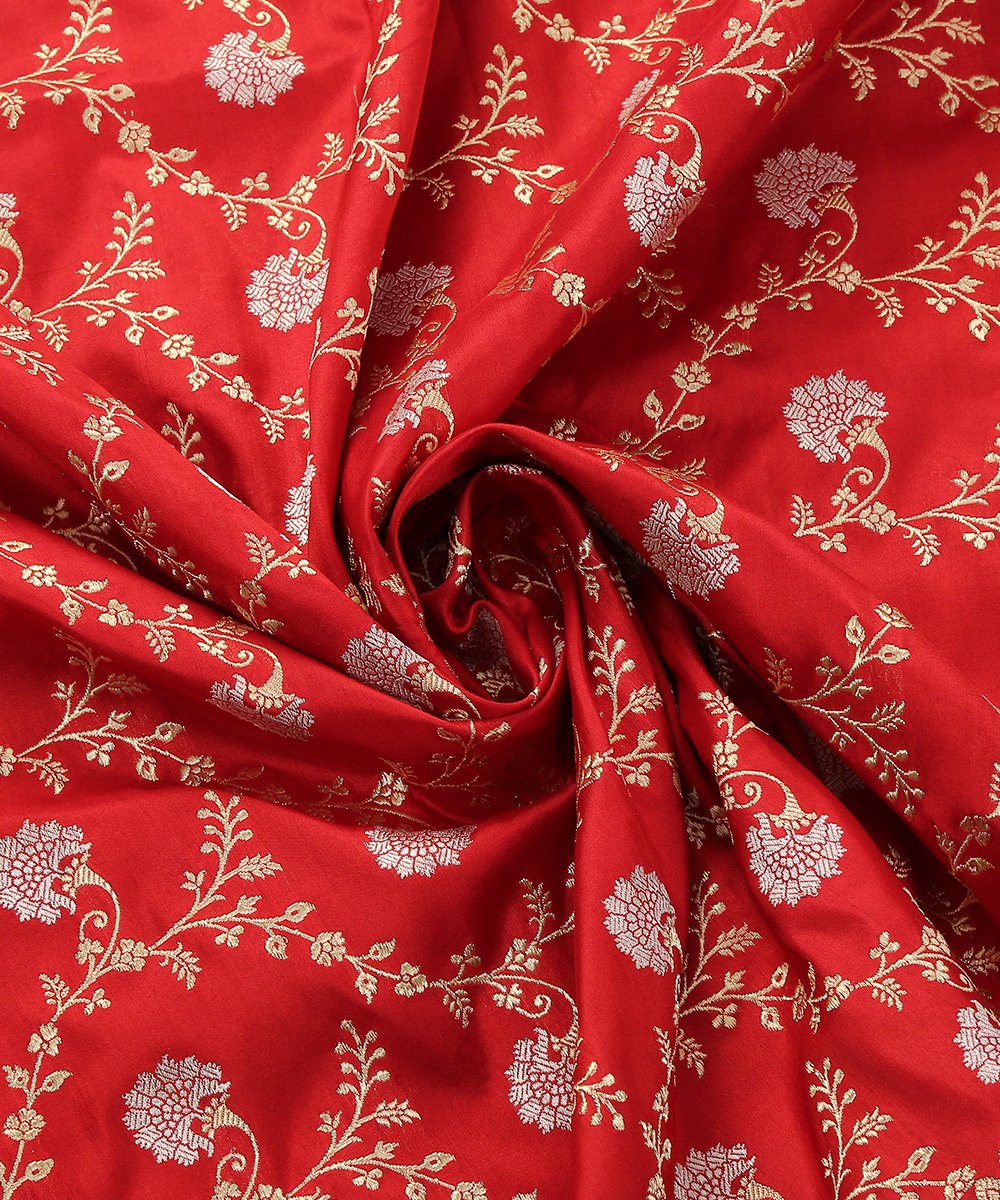 Red_Pure_Katan_Silk_Handloom_Kadhwa_Jangla_Banarasi_Dupatta_WeaverStory_06