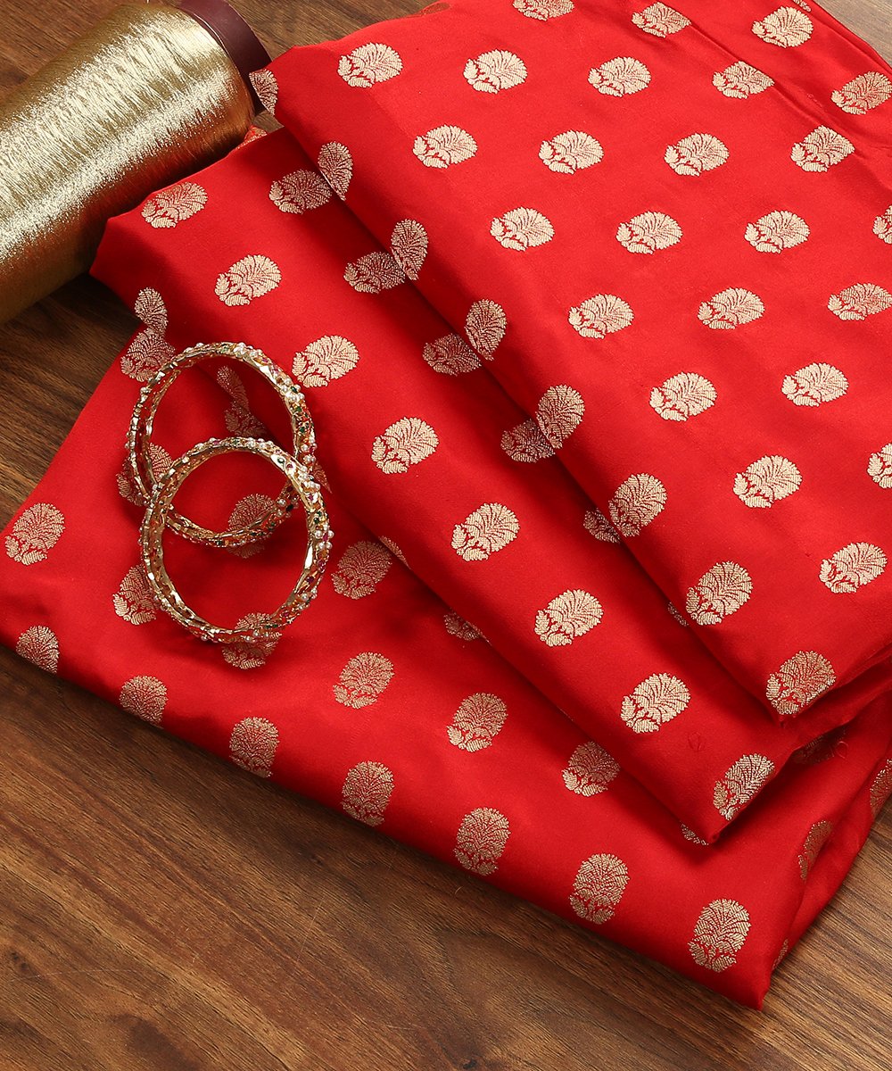 Red_Banarasi_Handloom_Pure_Satin_Fabric_with_Booti_WeaverStory_01
