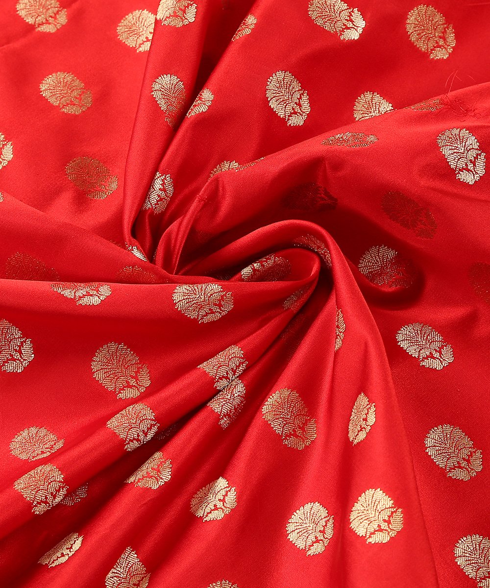 Red_Banarasi_Handloom_Pure_Satin_Fabric_with_Booti_WeaverStory_05