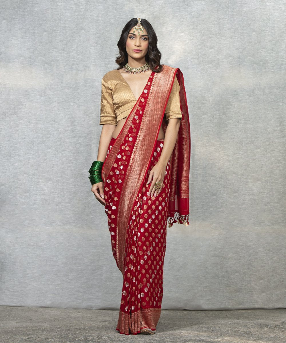 Red_Handloom_Sona_Rupa_Zari_Georgette_Banarasi_Saree_with_Booti_Design_WeaverStory_02