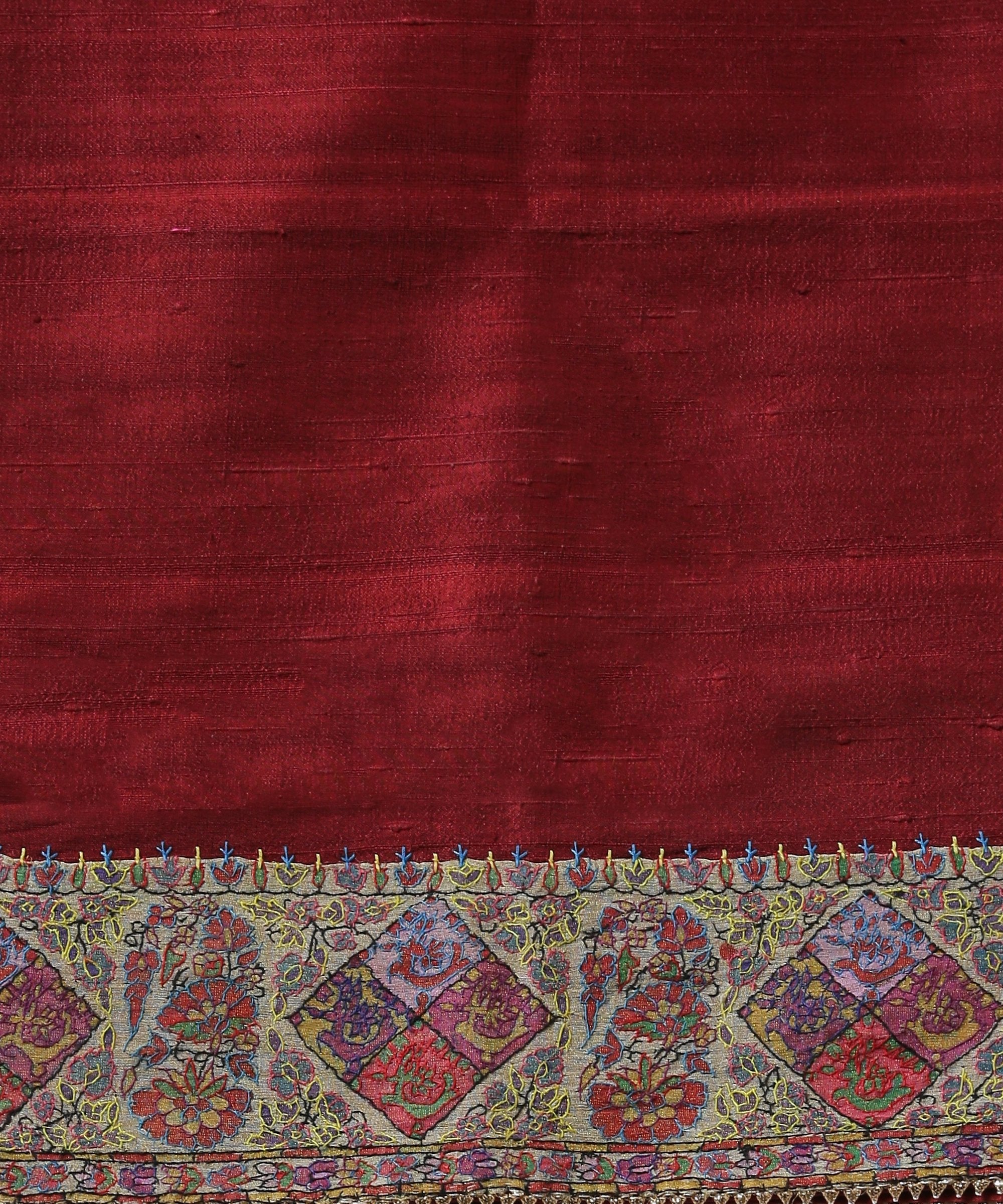 Maroon_Red_Handloom_Organza_Saree_with_Hand_Appliqued_Sozni_Needle_Work_Border_WeaverStory_05