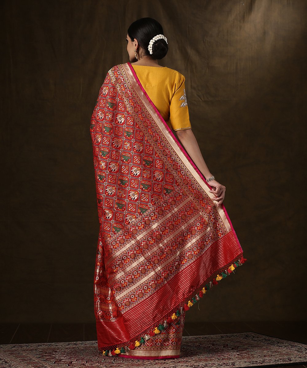 Red_and_Green_Handloom_Banarasi_Patola_Saree_with_Parrot_Motifs_WeaverStory_03