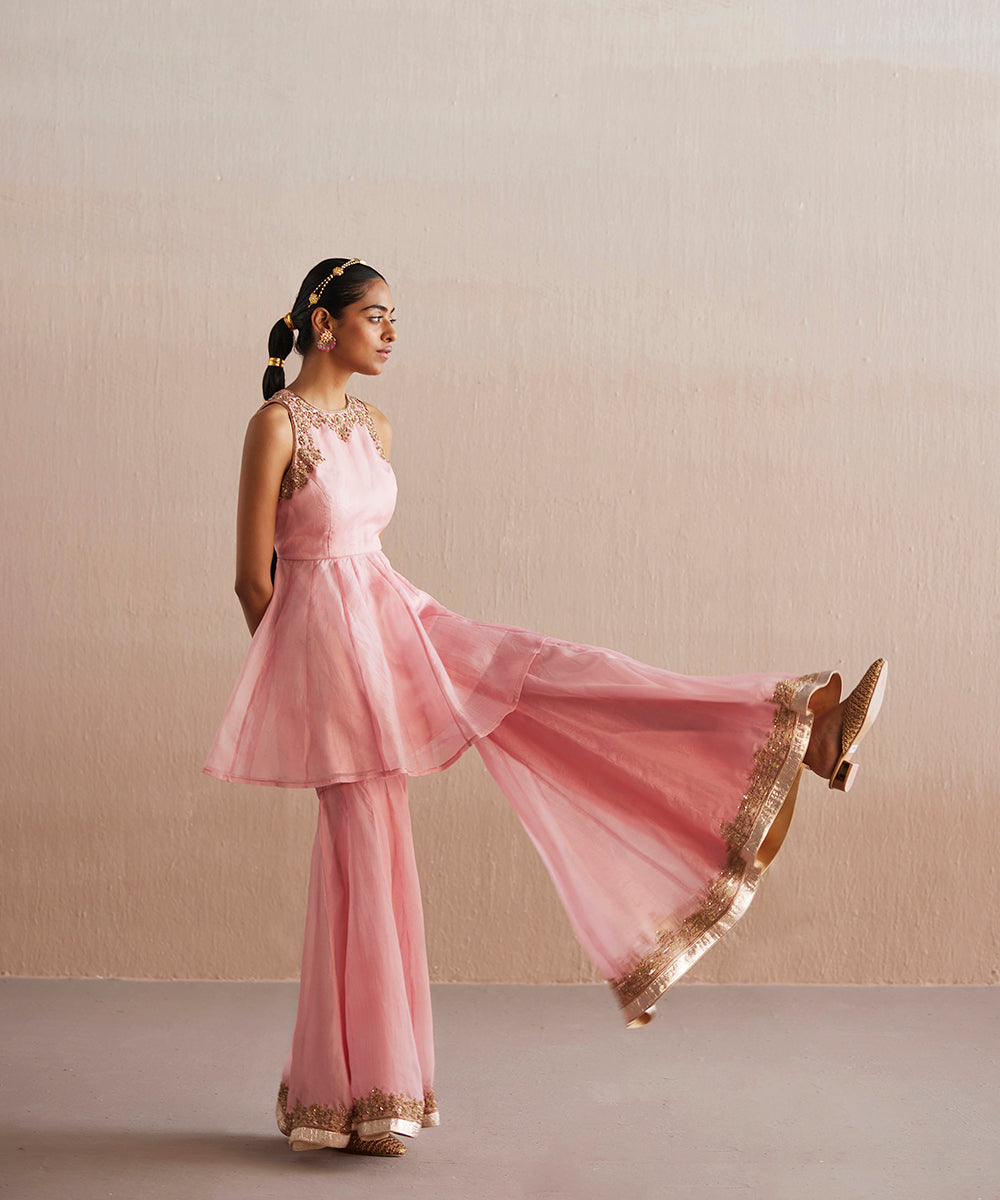 Afsana_Handloom_Baby_Pink_Organza_Top_With_Gharara_And_Organza_Dupatta_WeaverStory_03