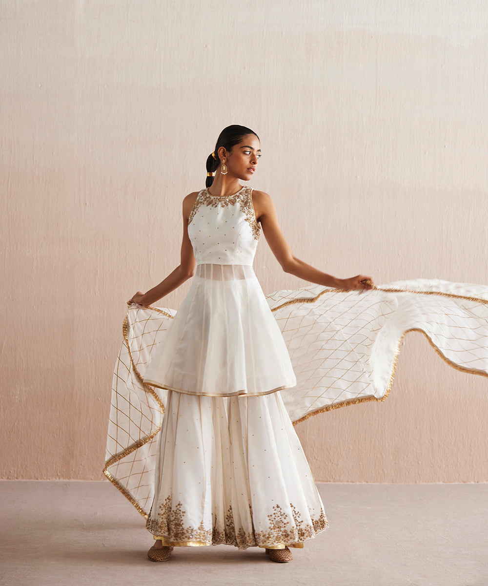 Afsana_Handloom_White_Organza_Top_With_Gharara_And_Embroidered_Dupatta_WeaverStory_02