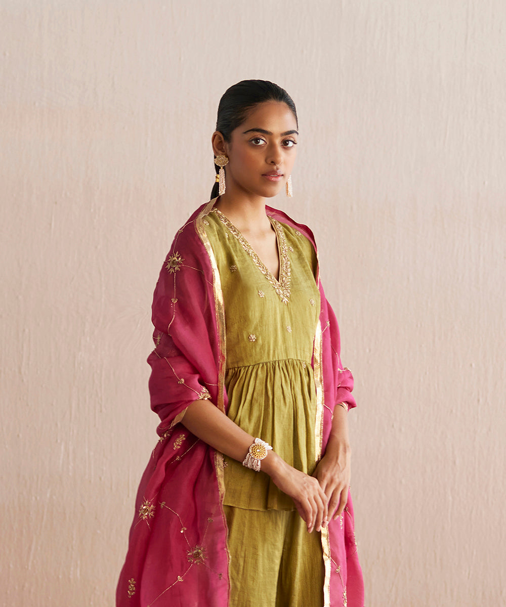 Izhaar_Handloom_chartreuse_Green_Cotton_Tissue_Kurta_Top_With_Sharara_And_Embroidered_Dupatta_WeaverStory_03