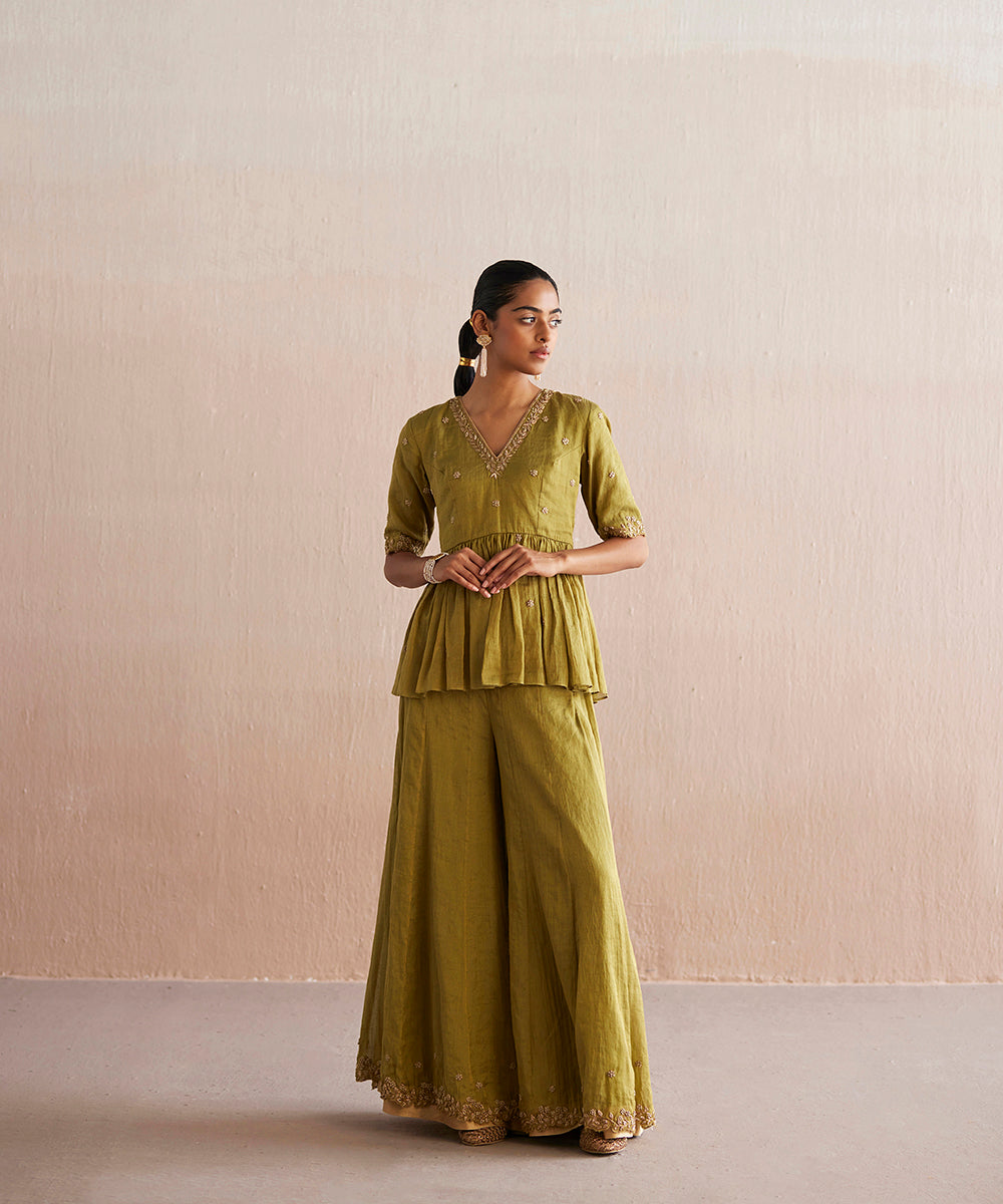 Izhaar_Handloom_chartreuse_Green_Cotton_Tissue_Kurta_Top_With_Sharara_And_Embroidered_Dupatta_WeaverStory_05
