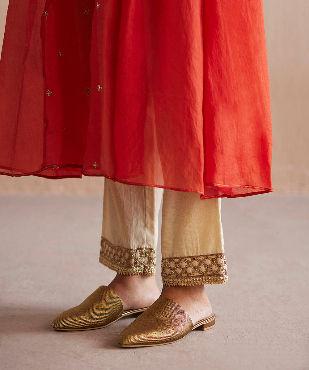 Noor_Handloom_Rust_Orange_Organza_Kurta_With_Cotton_Tissue_Pants_And_Gota_Work_Dupatta_WeaverStory_08