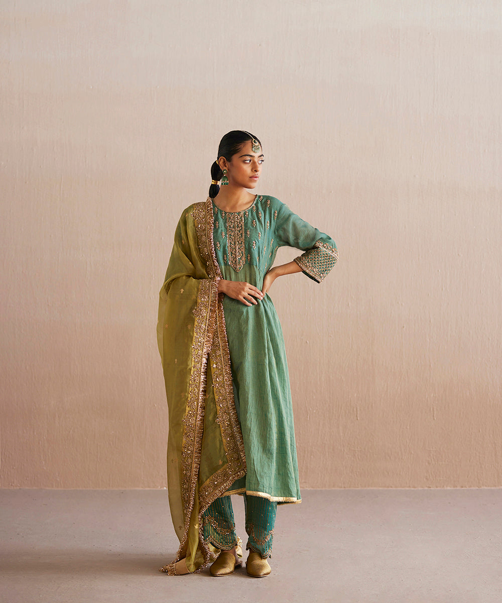 Noor_Handloom_Sea_Blue_Cotton_Tissue_Kurta_With_Pants_And_Organza_Dupatta_WeaverStory_03