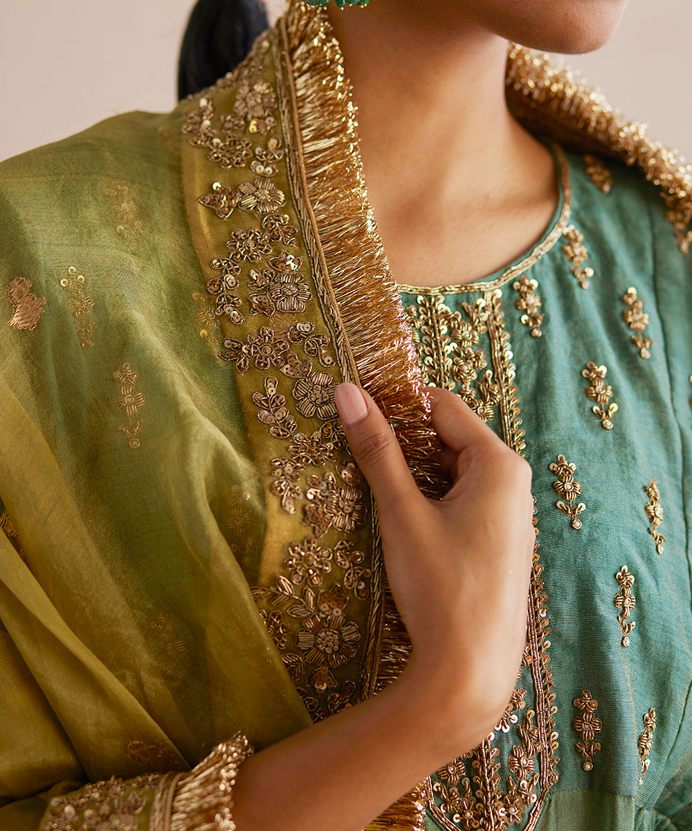Noor_Handloom_Sea_Blue_Cotton_Tissue_Kurta_With_Pants_And_Organza_Dupatta_WeaverStory_07