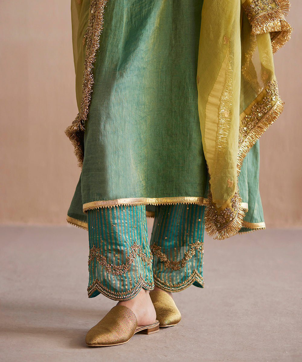 Noor_Handloom_Sea_Blue_Cotton_Tissue_Kurta_With_Pants_And_Organza_Dupatta_WeaverStory_08