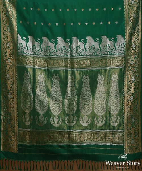 Forest_Green_Pure_Mulberry_Silk_Shikarkhani_Saree_With_Elephant_And_Peacocks_In_Border_WeaverStory_05