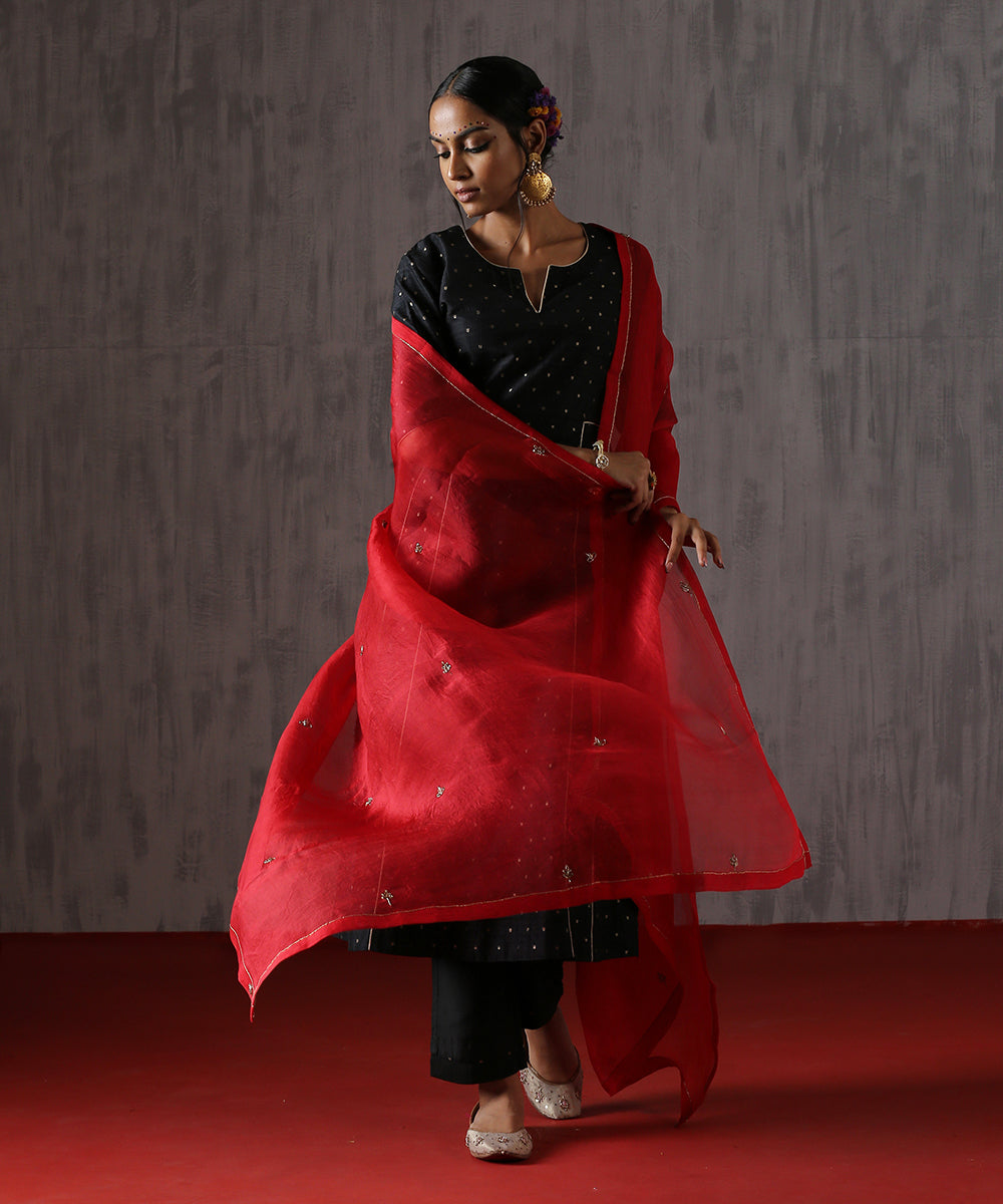 Red_Hand_Embroidered_Organza_Dupatta_with_Zardozi_Booti_WeaverStory_02