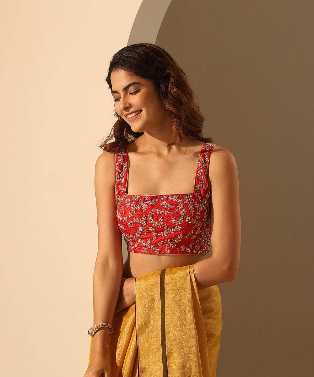 Red_Handloom_Pure_Silk_Blouse_With_Zardozi_Floral_Jaal_WeaverStory_02