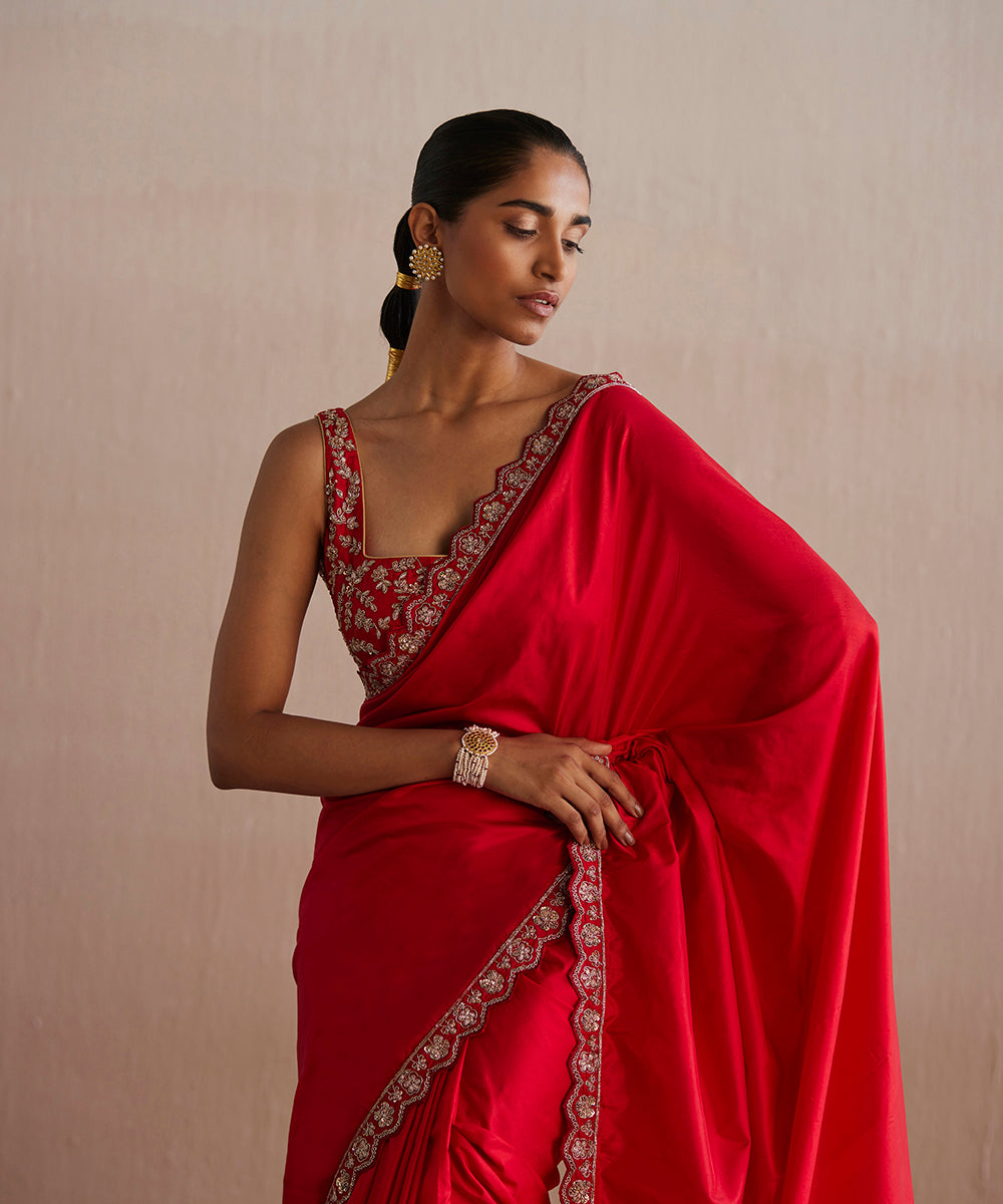 Handloom_Red_Organza_Saree_With_Embroidered_Zardozi_Scallop_Border_WeaverStory_02
