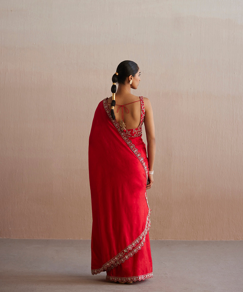 Handloom_Red_Organza_Saree_With_Embroidered_Zardozi_Scallop_Border_WeaverStory_03
