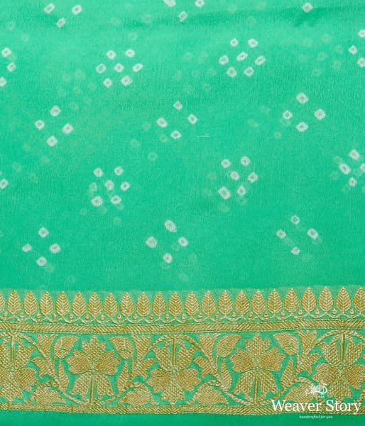 Green_Banarasi_Bandhej_Saree_with_kadhwa_booti_and_chevron_tie_and_dye_WeaverStory_05