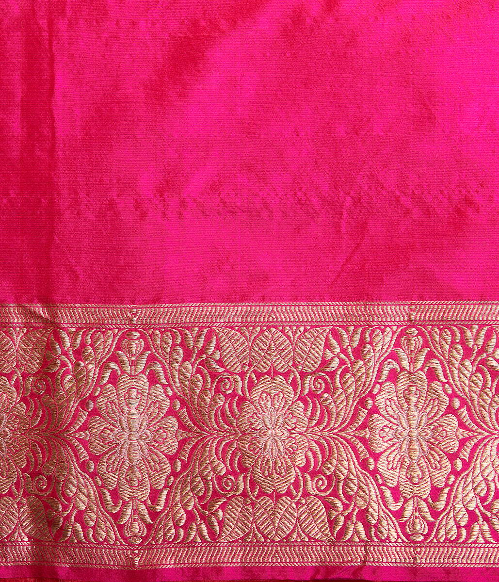 Rani_Pink_Banarasi_Handloom_Kadhwa_Jangla_Woven_in_fine_Katan_Silk_WeaverStory_05