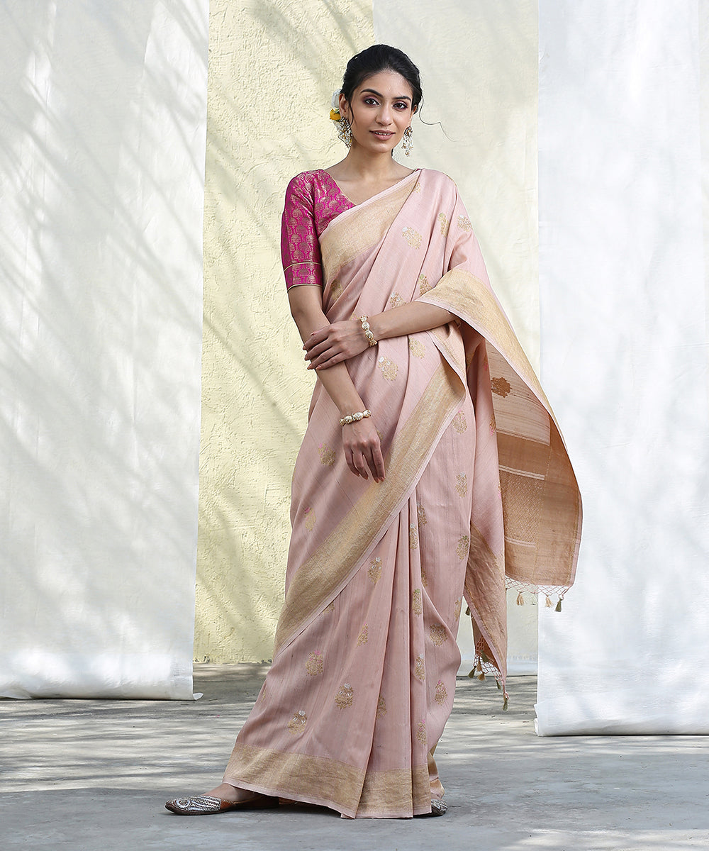 Handloom_Blush_Pink_Tussar_Georgette_Banarasi_Saree_with_Kadhwa_Booti_WeaverStory_02