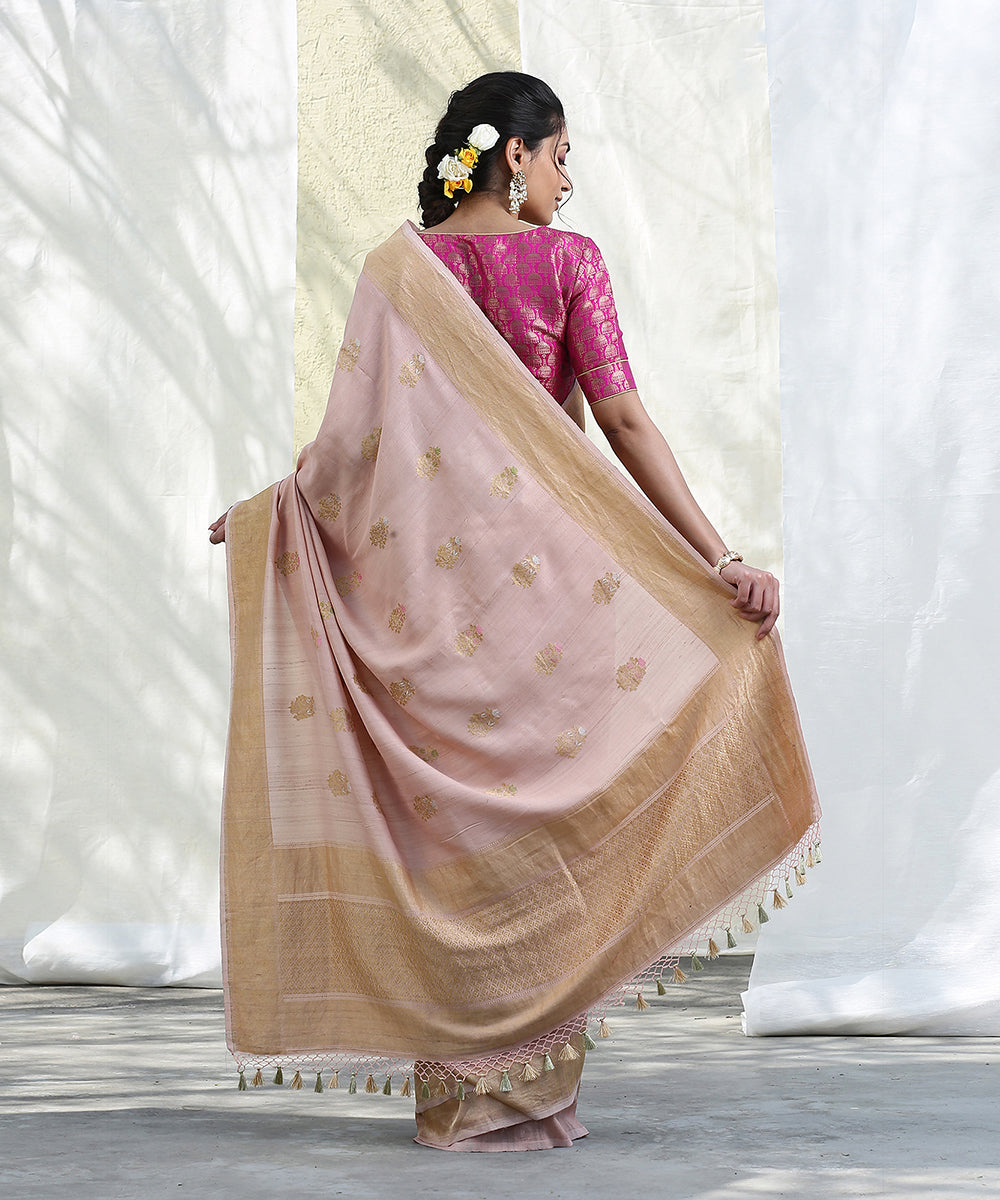Handloom_Blush_Pink_Tussar_Georgette_Banarasi_Saree_with_Kadhwa_Booti_WeaverStory_03