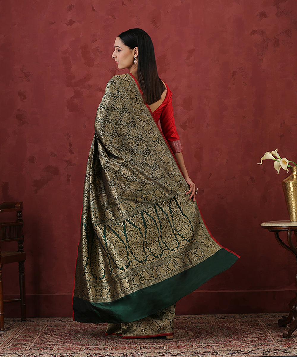 Handloom_Green_Pure_Katan_Silk_Kimkhab_Banarasi_Saree_With_Antique_Zari_WeaverStory_03
