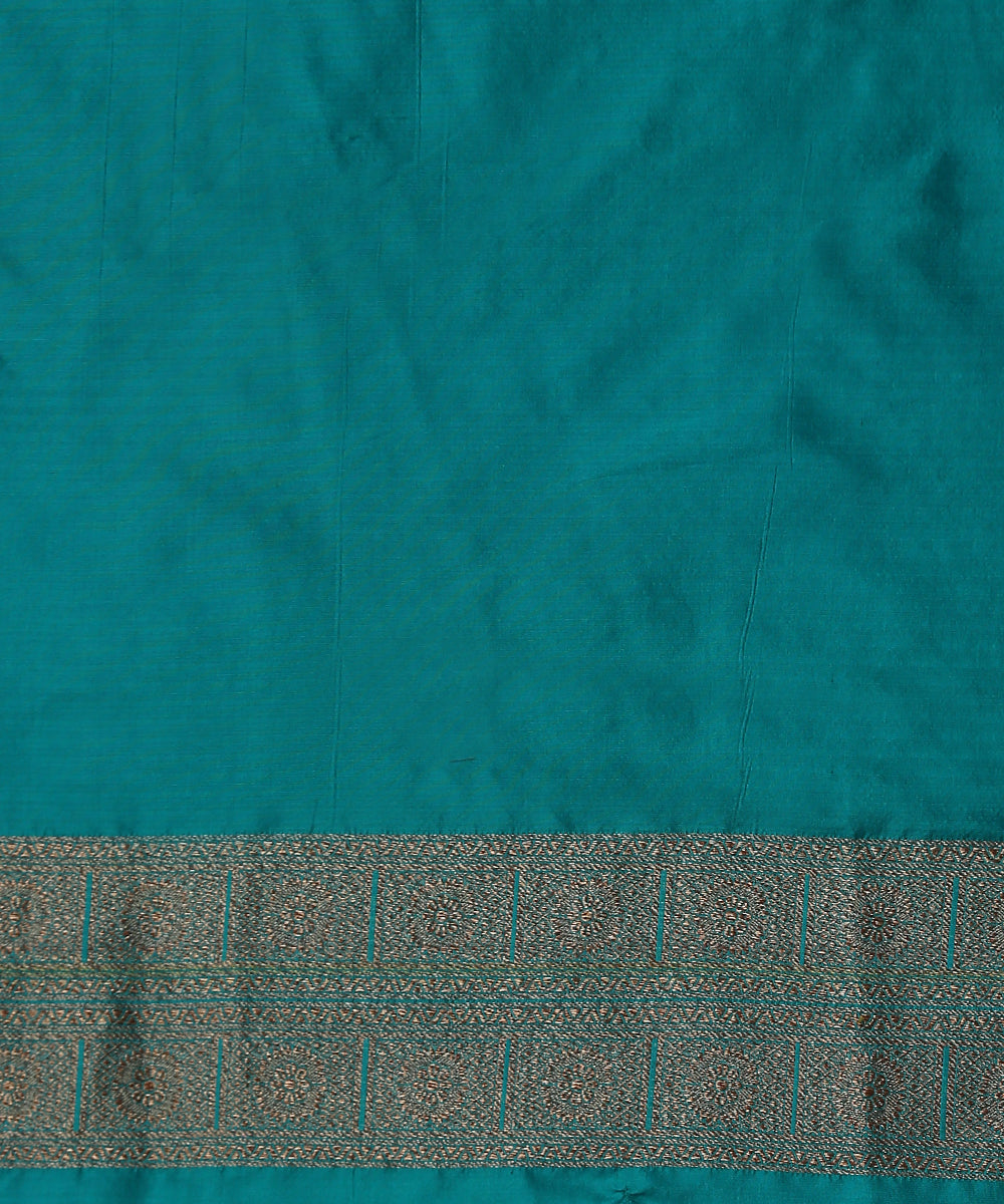 Handloom_Teal_Pure_Katan_Silk_Kimkhab_Banarasi_Saree_With_Antique_Zari_WeaverStory_05