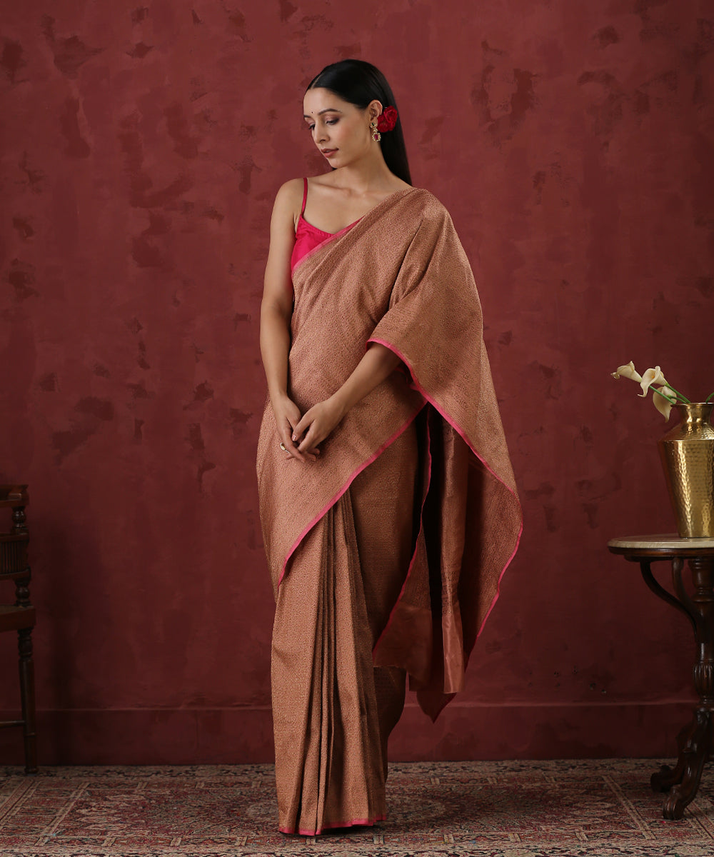 Handloom_Old_Rose_Pure_Katan_Silk_Kimkhab_Banarasi_Saree_With_Antique_Zari_WeaverStory_03