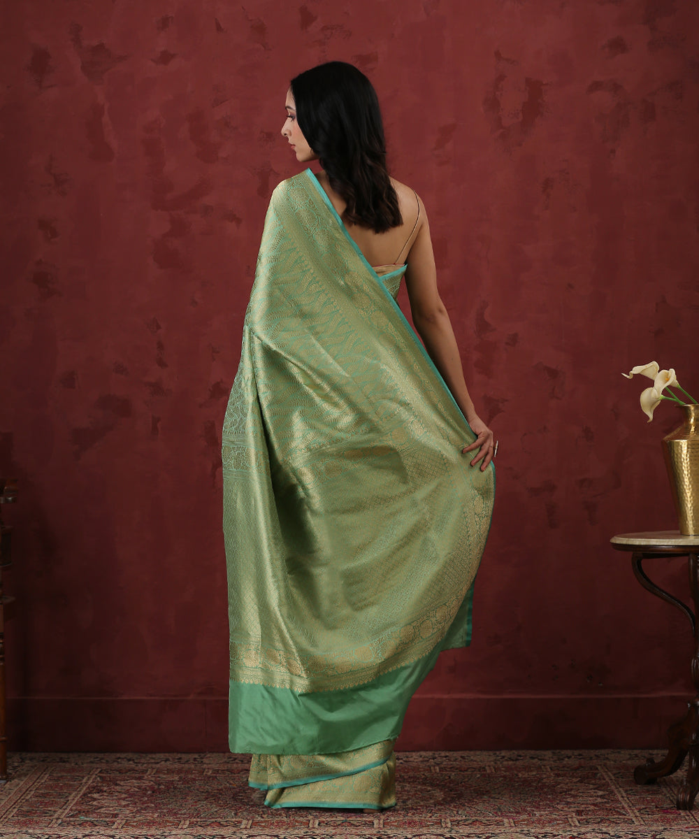 Sea_Green_Handloom_Kimkhab_Pure_Katan_Silk_Banarasi_Saree_With_Antique_Zari_WeaverStory_03