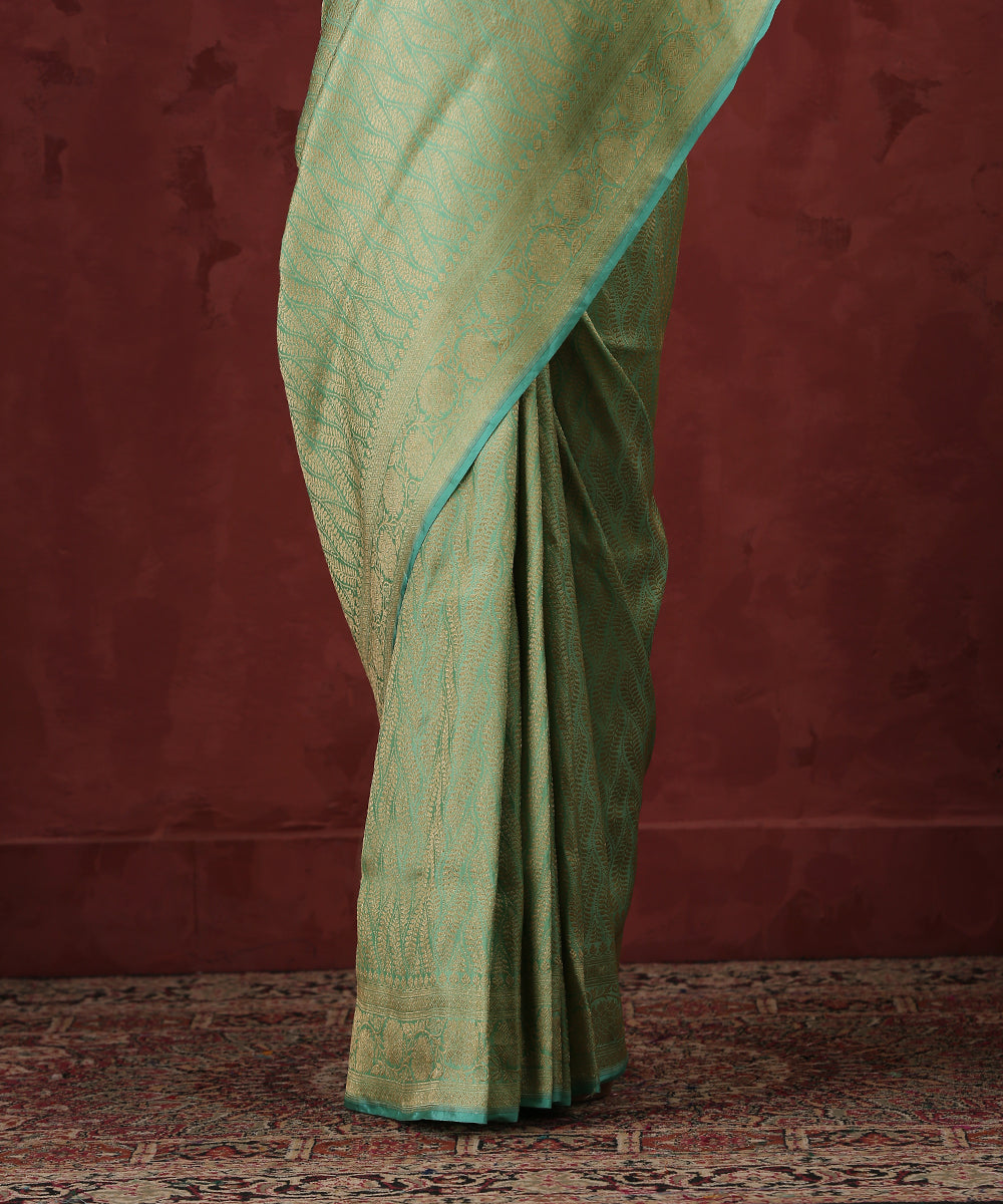 Sea_Green_Handloom_Kimkhab_Pure_Katan_Silk_Banarasi_Saree_With_Antique_Zari_WeaverStory_04