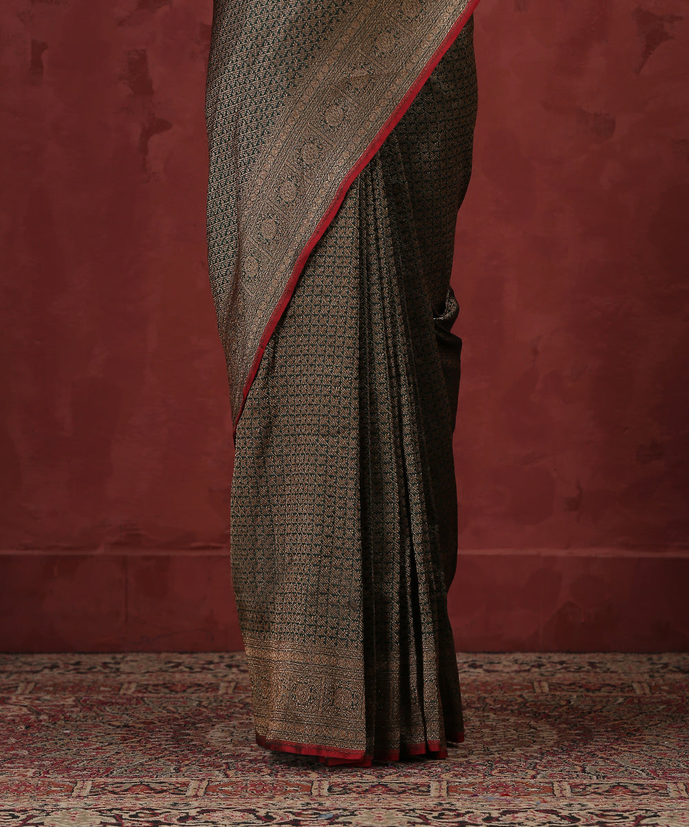 Dark_Green_Handloom_Pure_Katan_Silk_Kimkhab_Banarasi_Saree_With_Antique_Zari_WeaverStory_04