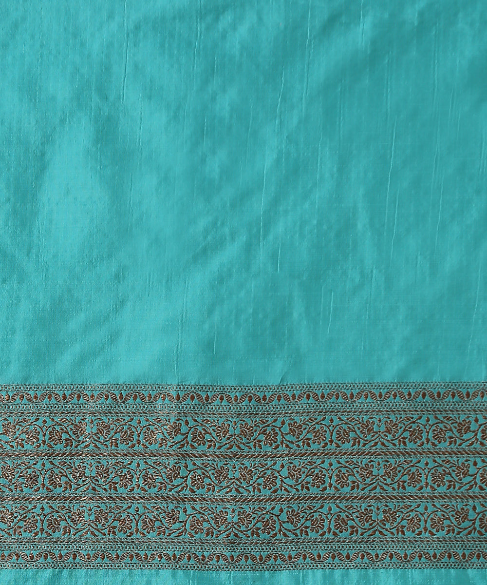 Handloom_Turqouise_Blue_Pure_Katan_Silk_Kimkhab_Banarasi_Saree_With_Antique_Zari_WeaverStory_05