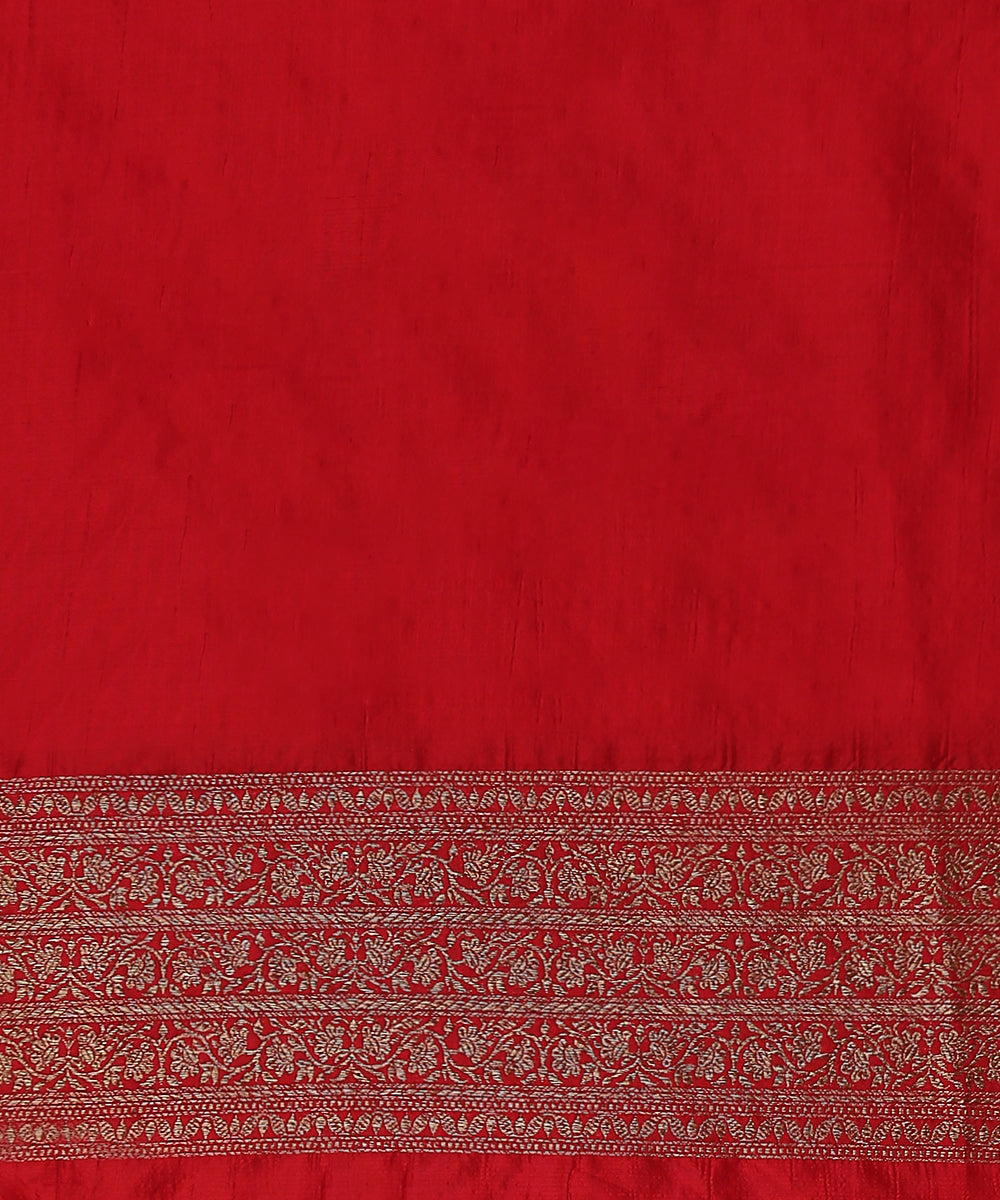 Red_Handloom_Pure_Katan_Silk_and_Antique_Zari_Banarasi_Saree_With_Kimkhab_Weave_WeaverStory_05