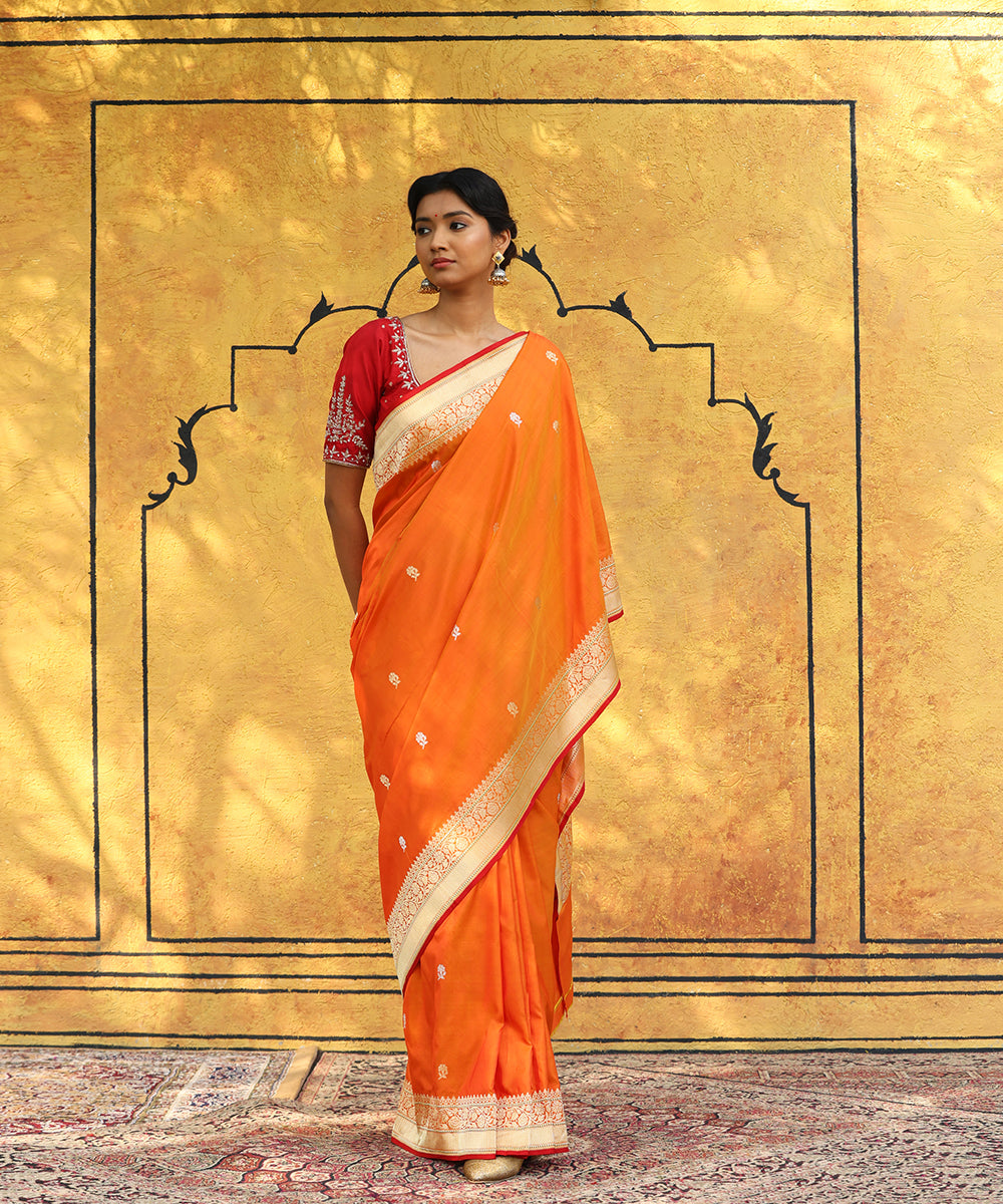 Orange_Dual_Tone_Handloom_Pure_Katan_Silk_Banarasi_Saree_With_Kadhwa_Boota_And_Konia_WeaverStory_02