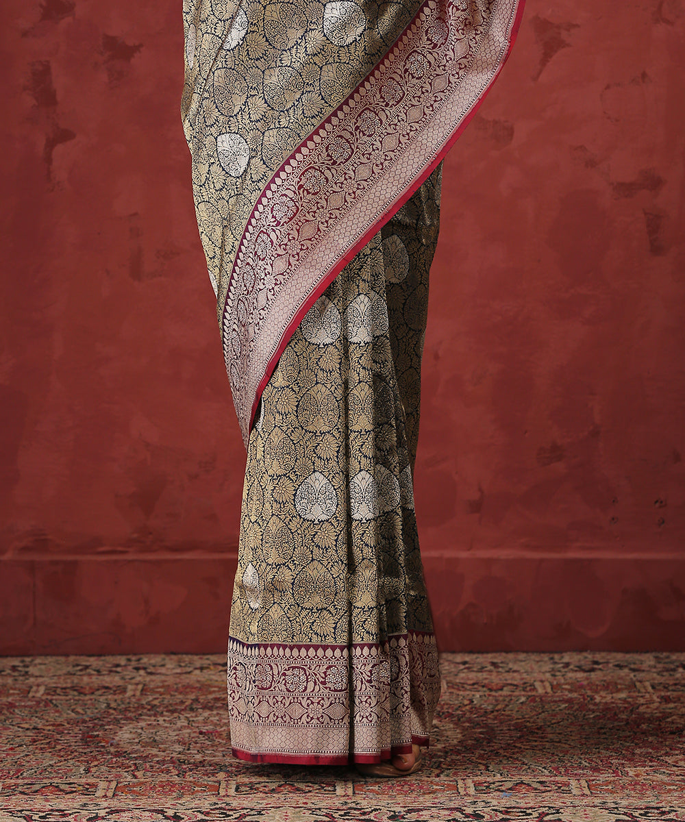 Navy_Blue_Handloom_Kimkhab_Pure_Katan_Silk_Banarasi_Saree_With_Purple_Border_WeaverStory_04