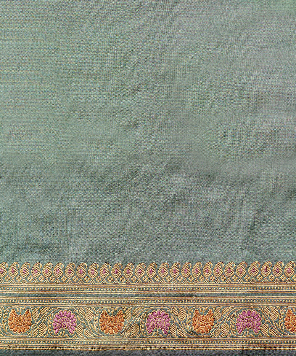 Handloom_Green_Pure_Malda_Silk_Banarasi_Baluchari_Saree_With_Badhshah_Begum_Pallu_WeaverStory_06
