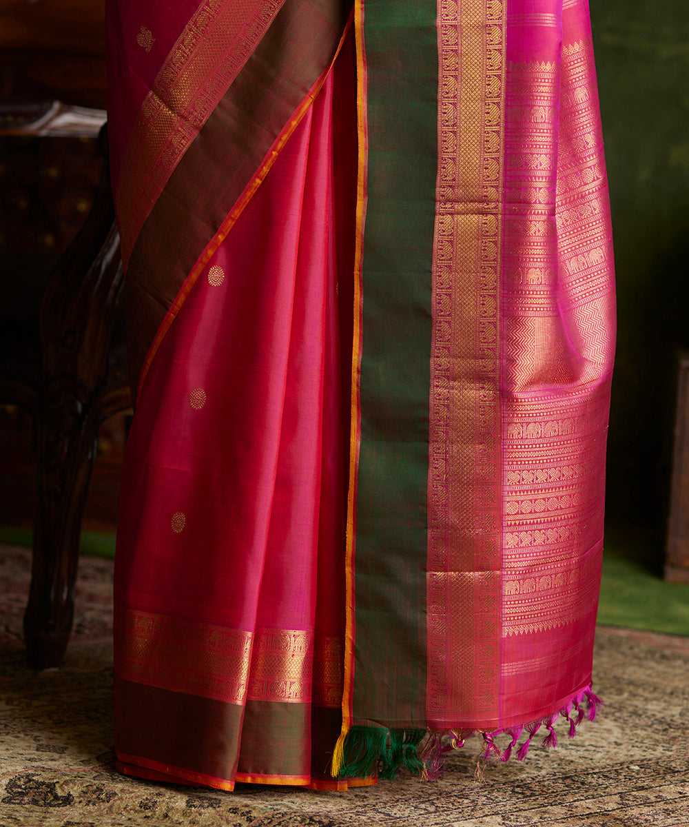 Pink_Handloom_Pure_Silk_Kanjivaram_Saree_With_Annapakshi_And_Rudraksh_Motifs_WeaverStory_04
