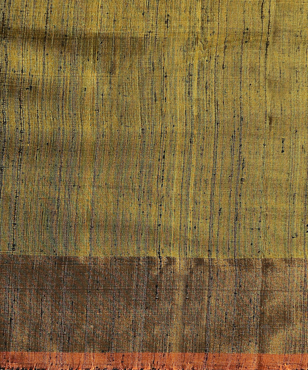 Handloom_Blue_Pure_Raw_Silk_Patola_Saree_With_Beige_And_Henna_Green_Border_WeaverStory_05