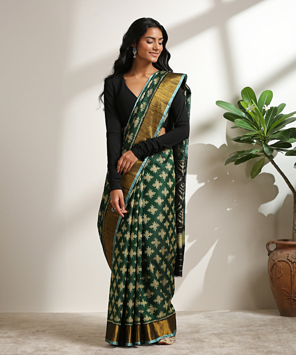 Black_Handloom_Pure_Raw_Silk_Patola_Saree_With_Green_Border_And_Pallu_WeaverStory_02