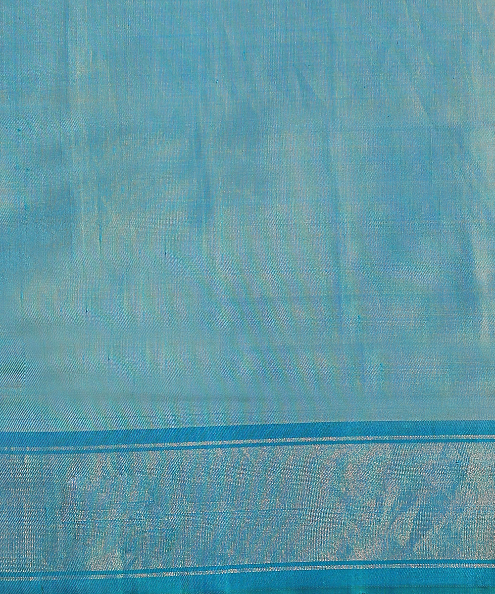 Handloom_Green_And_Blue_Shaded_Pure_Mulberry_Silk_Patola_Saree_With_Blue_Palla_WeaverStory_05