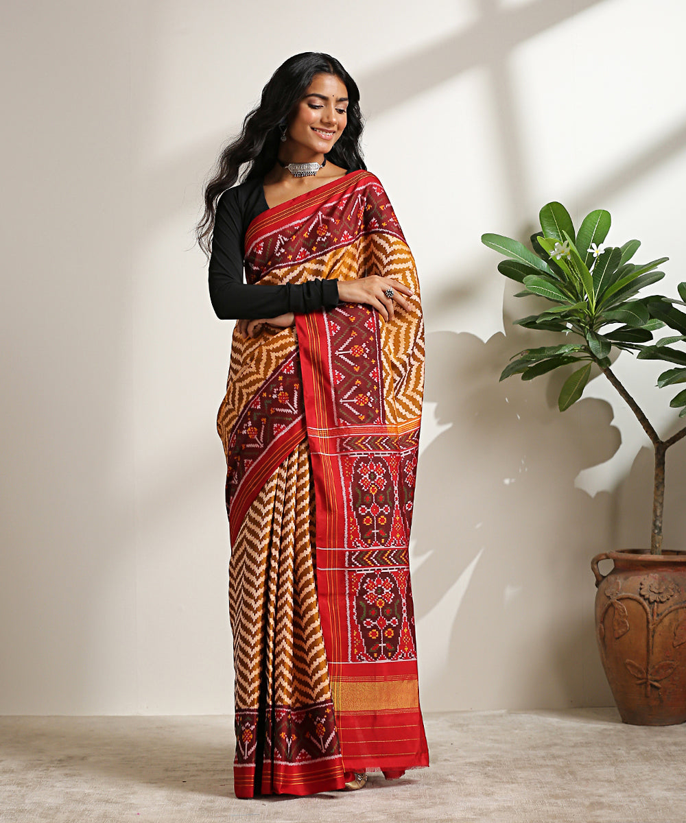 Mustard_And_Maroon_Handloom_8_Ply_Pure_Mulberry_Silk_Patola_Saree_With_Chevron_Weave_WeaverStory_02