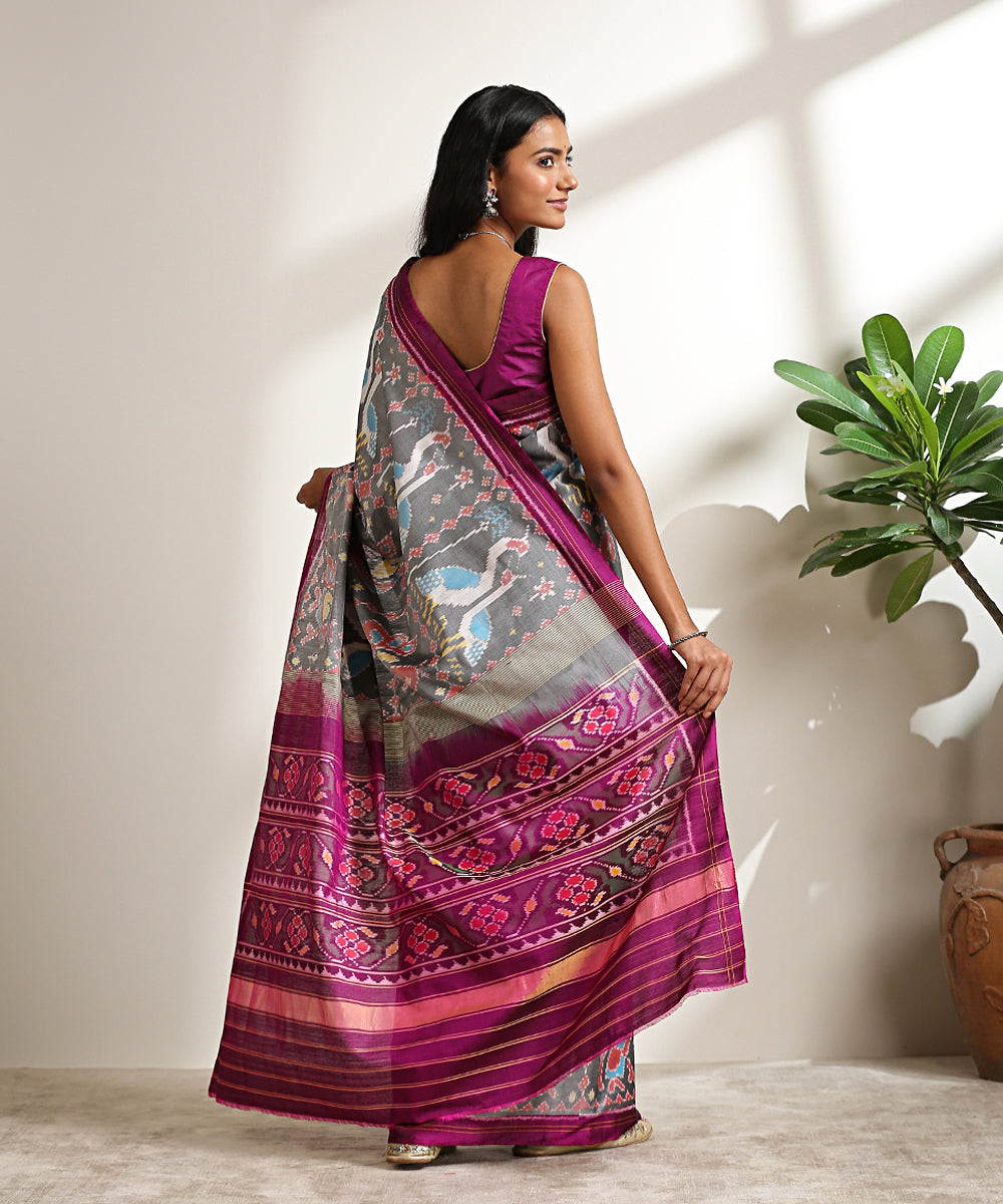 Grey_Handloom_Pure_Mulberry_Silk_8_Ply_Patola_Saree_With_Swan_Motifs_WeaverStory_03