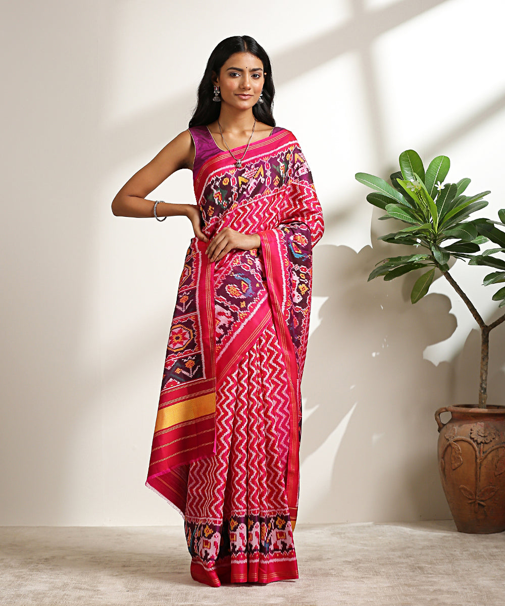 Handloom_Pink_Twill_Weave_Pure_Mulberry_Silk_Patola_Saree_With_Purple_Border_And_Pallu_WeaverStory_02