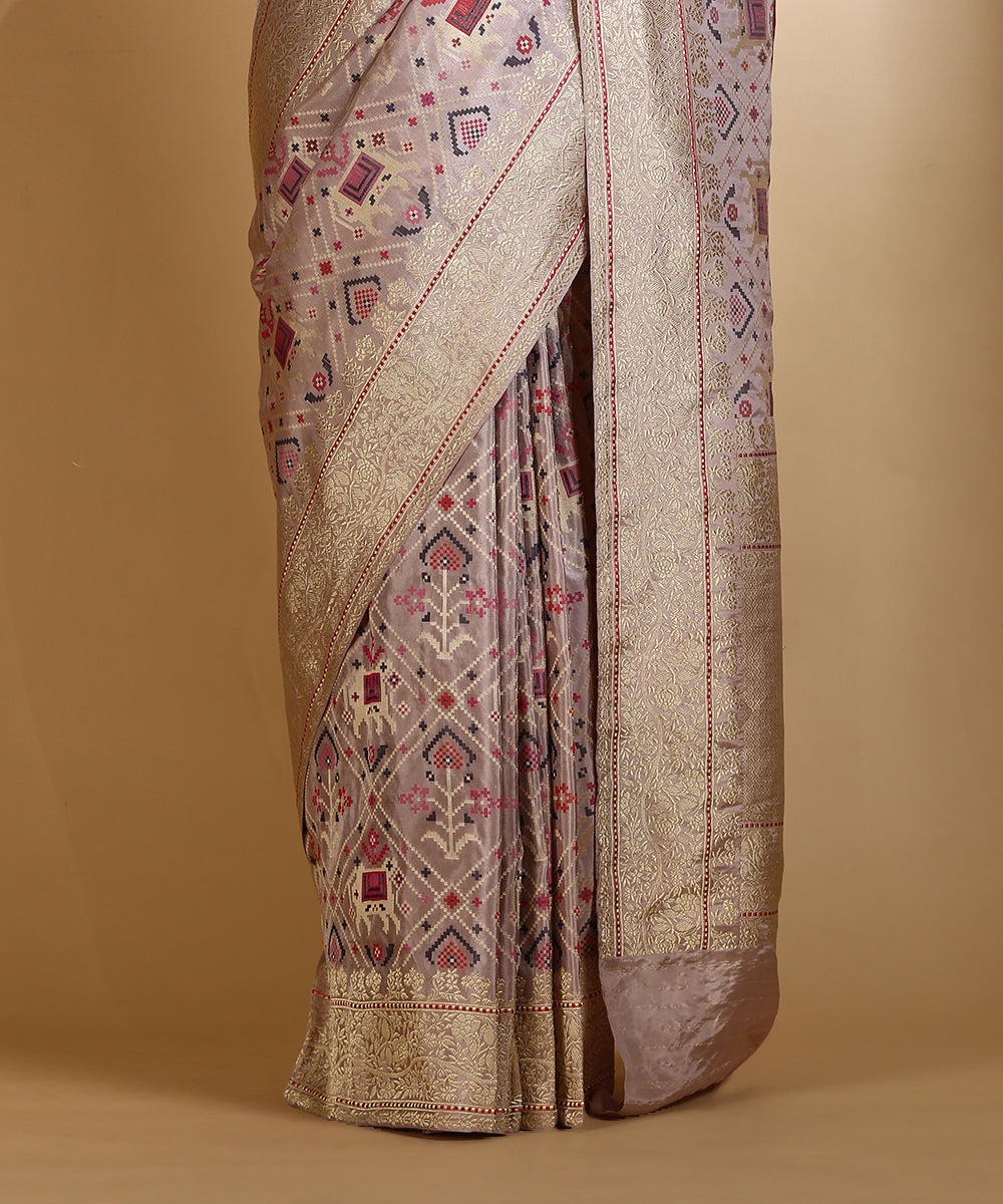 Light_Mauve_Handloom_Pure_Silk_Tissue_Banarasi_Patola_Saree_with_Cutwork_Weave_WeaverStory_04