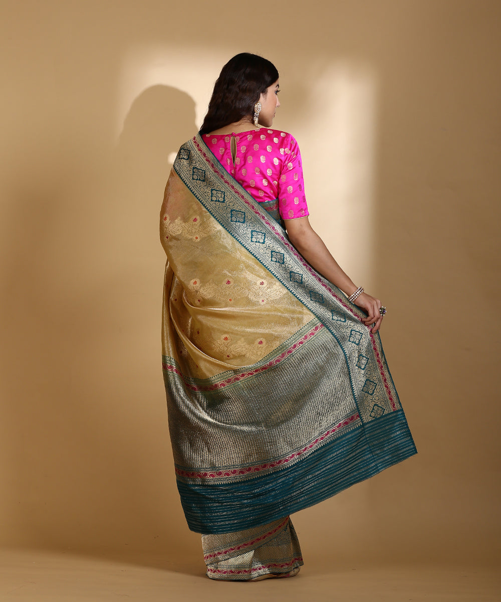 Handloom_Lime_Green_And_Teal_Pure_Silk_Tissue_With_Kadhiyal_Border_And_Pallu_WeaverStory_03