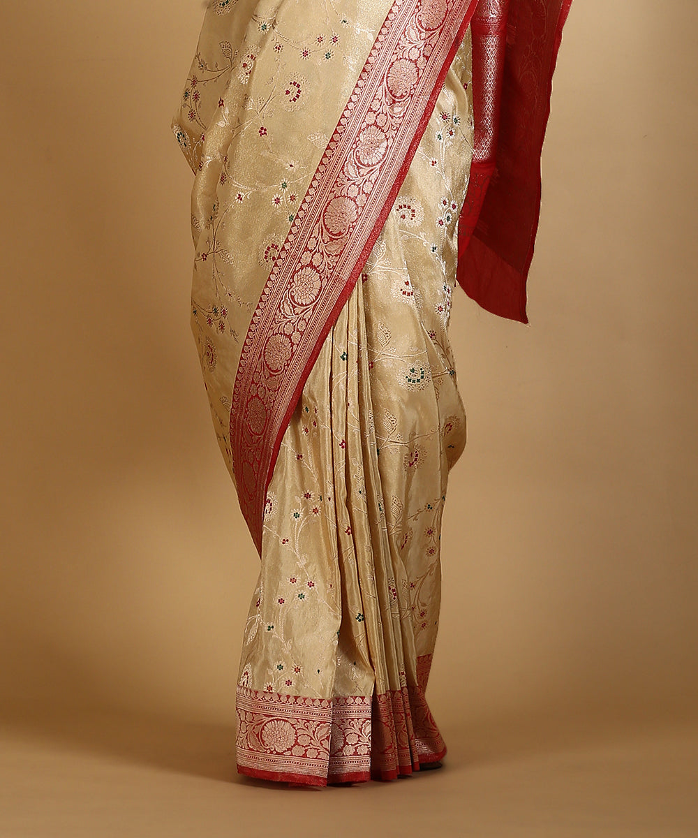 Handloom_Gold_And_Red_Pure_Silk_Tissue_Banarasi_Saree_With_Meenakari_Jaal_WeaverStory_04