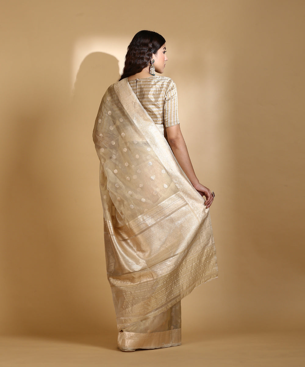 Handloom_Gold_Silk_Tissue_Organza_Banarasi_Saree_With_Kadhwa_Asharfi_Boota_WeaverStory_03