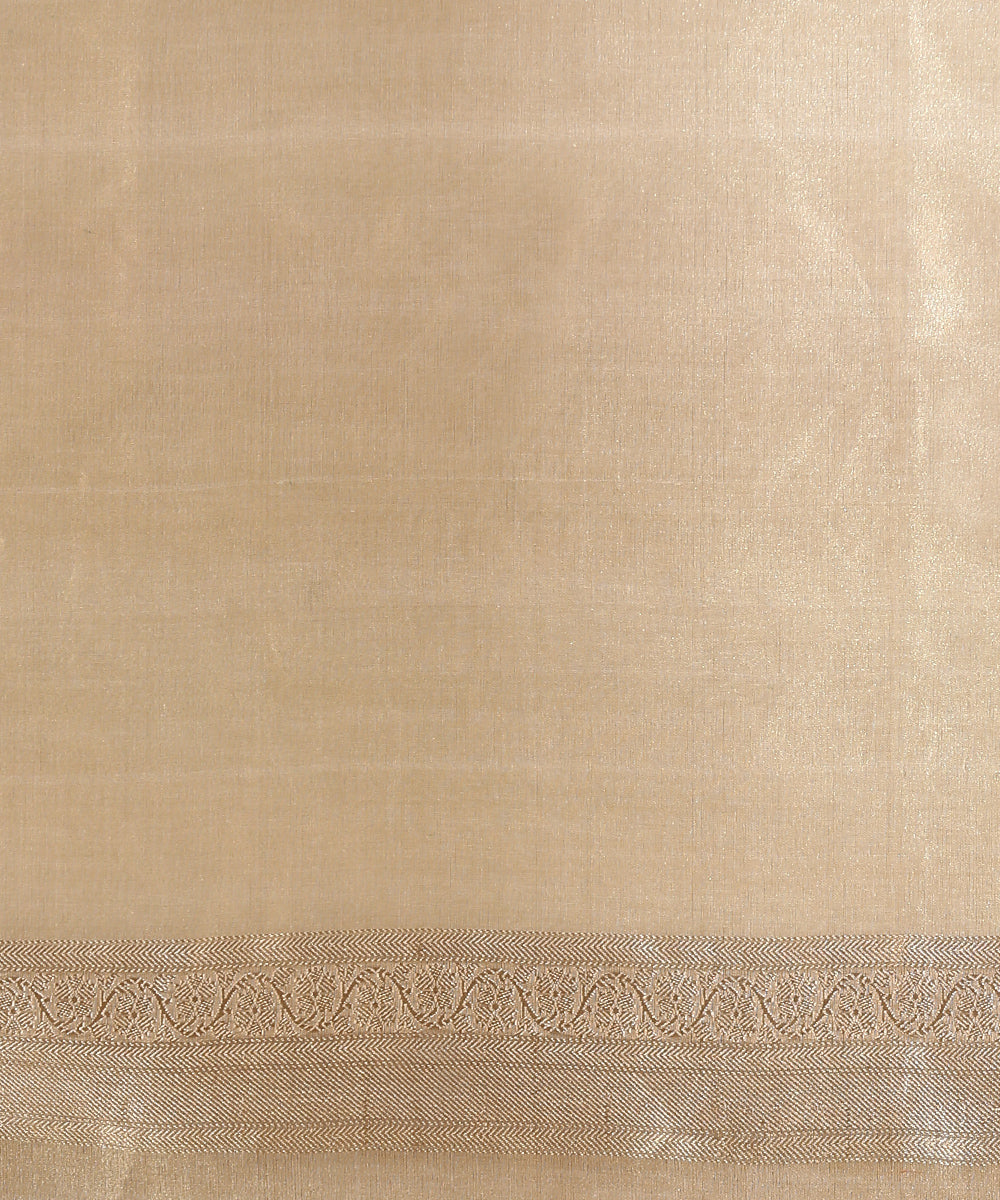 Handloom_Gold_Silk_Tissue_Organza_Banarasi_Saree_With_Kadhwa_Asharfi_Boota_WeaverStory_05